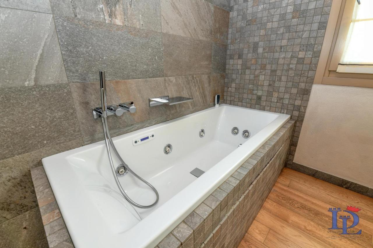 Desenzanoloft Official Partner Marriott Homes & Villas - Oscar Luxury Suite Desenzano del Garda Ngoại thất bức ảnh
